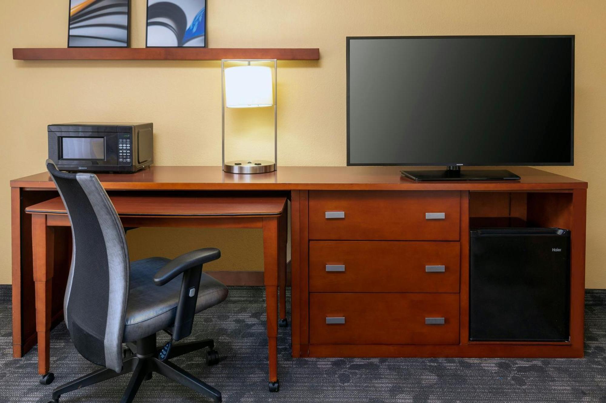 Courtyard By Marriott Oklahoma City Airport Esterno foto