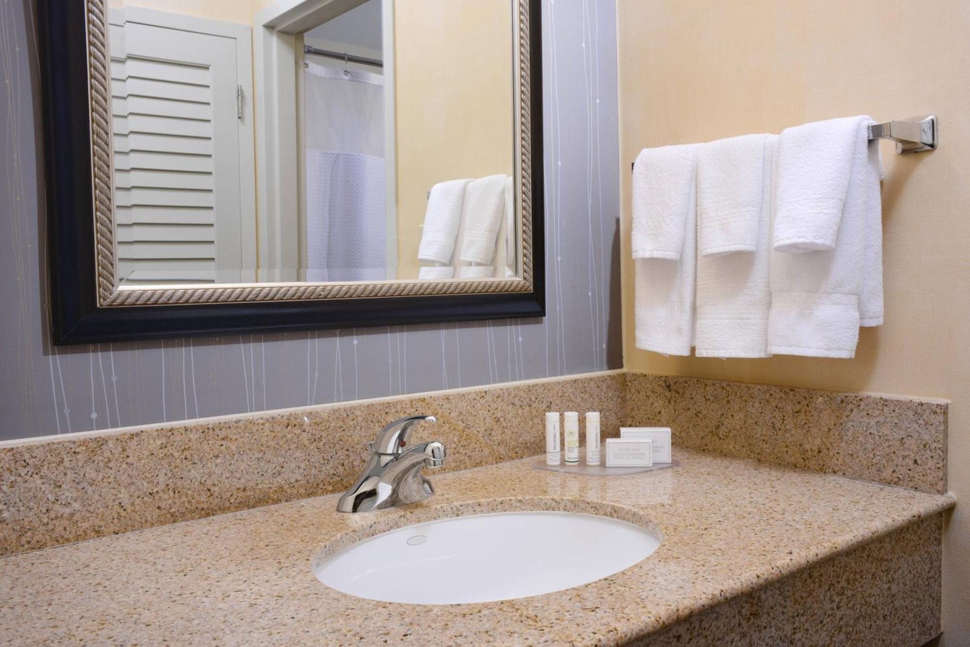Courtyard By Marriott Oklahoma City Airport Esterno foto